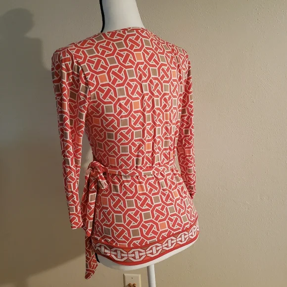 New York & Co Orange Patterned Blouse XS - Picture 2 of 3
